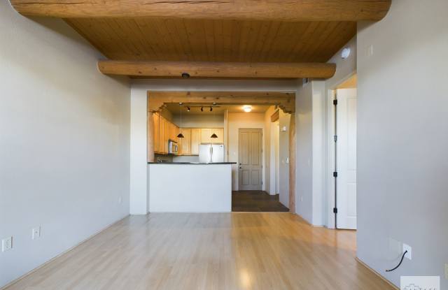 Highly Desirable Alameda Compound Condo! photos photos