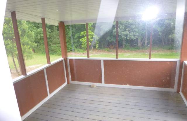 2575 Fox Hall Lane S Gallery 2