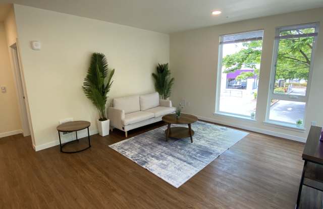 1439 NW 60th St. - 207Ballard Gallery 1