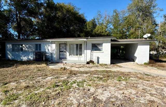 Special Home 1 Block from River! For Rent at an Affordable Price. photos photos