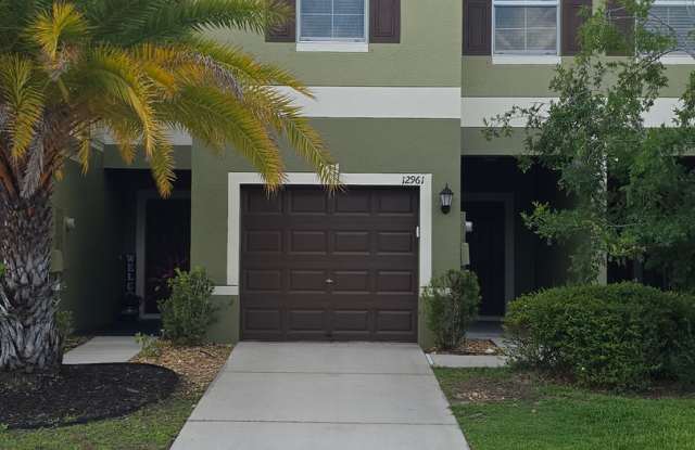 NEW pricing!!! Ready for move in! Town House 3/2.5 in Riverview photos photos