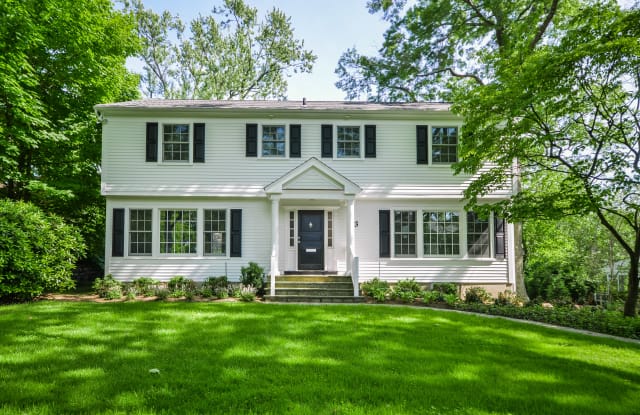 23 Wynmor Rd - 23 Wynmore Road, Scarsdale, NY 10583