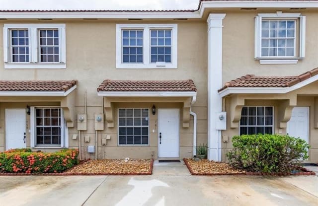 761 South West 122nd Terrace - 761 South West 122nd Terrace, Pembroke Pines, FL 33025