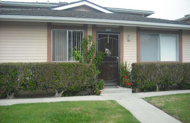 Popular Townhouse - All-Gas Appliances photos photos