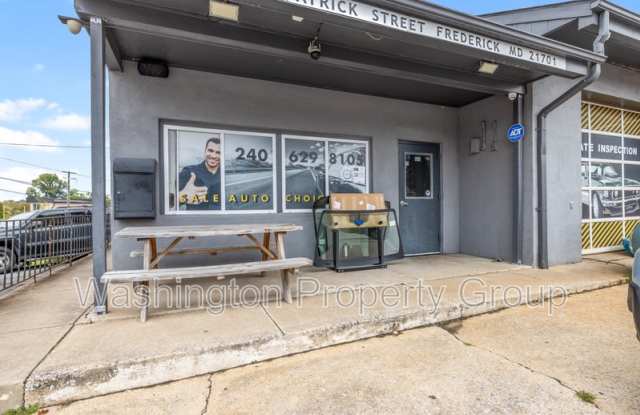 499 West Patrick Gallery 1