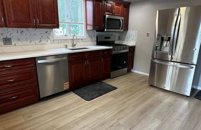 80 Newton Boulevard photos photos