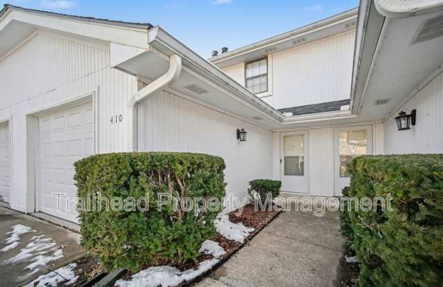 410 NW Nottingham Lane photos photos