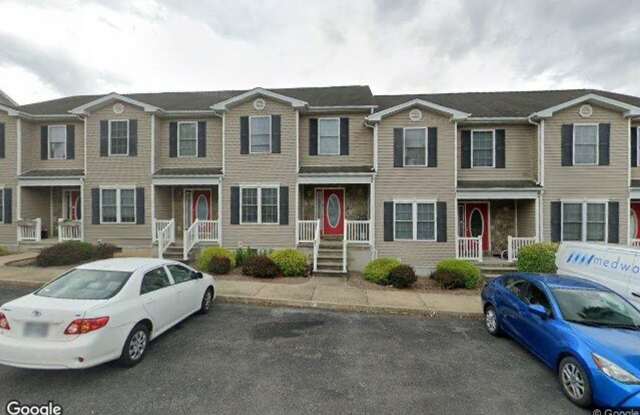 THE PINNACLES- 81 - 3BR, 2.5 Ba townhome with full walkout basement Gallery 1