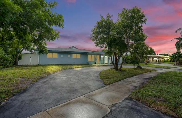 820 Ne 8th St #b - 820 Northeast 8th Street, Pompano Beach, FL 33060