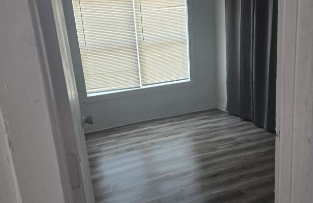 553 Barrett Place - B Gallery 4