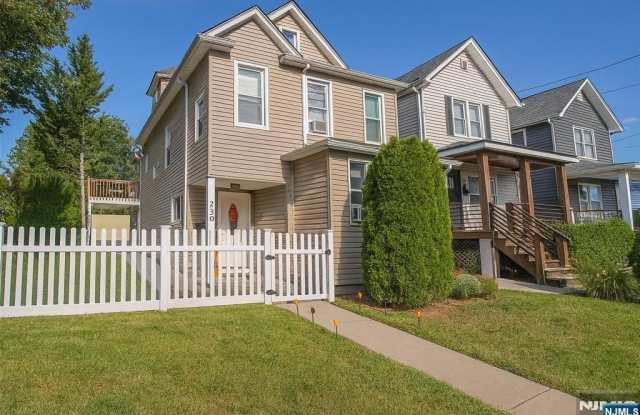 203 Livingston Street 1 photos photos