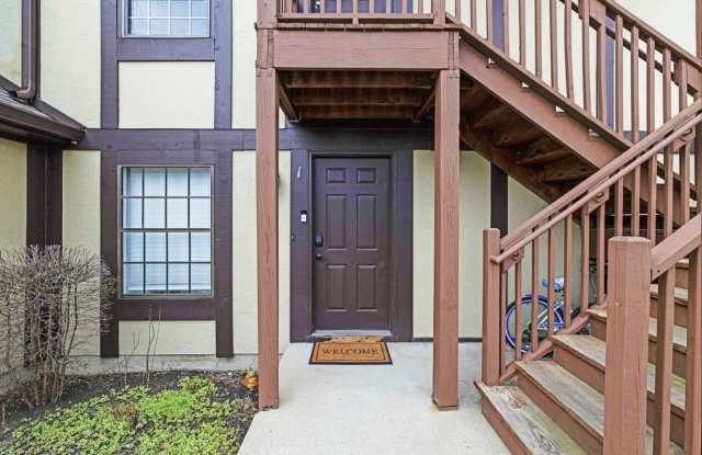379 Sandhurst Circle Gallery 2