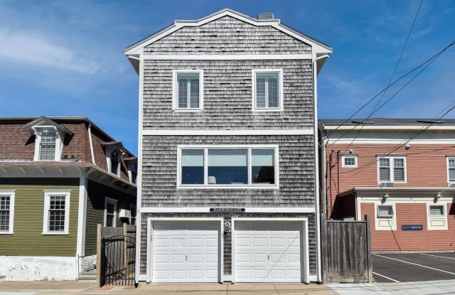 7 Coddington Wharf - 7 Coddington Wharf, Newport, RI 02840