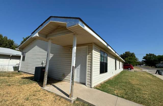 1801 SW C unit A photos photos