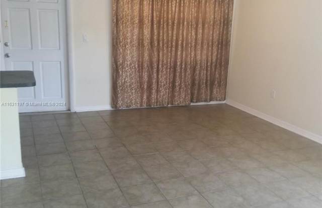 1919 Plunkett St - 1919 Plunkett Street, Hollywood, FL 33020