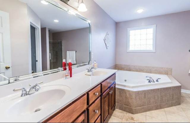 639 Muirfield Circle Gallery 4