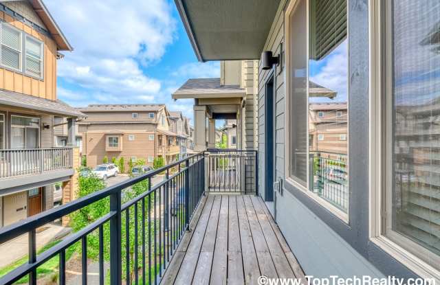 Outstanding Corner Lot 4BD* 2.5 BA* Located In Highly Sought After 45 Central Neighborhood Located Across From Nike World Campus  Villa Sport ** Great Location** photos photos
