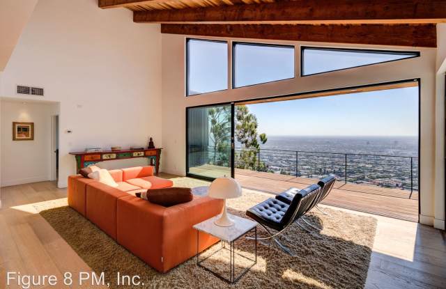 8370 Grand View - 8370 W Grand View Dr, Los Angeles, CA 90046
