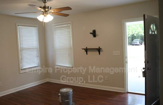 2728 Kingswood Dr Gallery 1