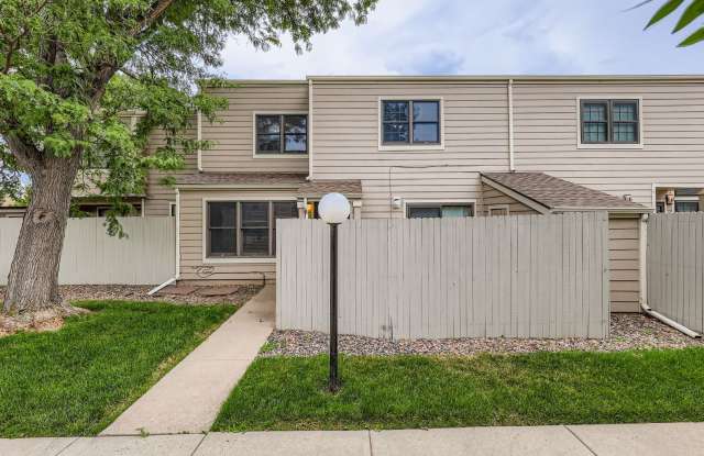 Stunning 3/2.5 home in Arvada! photos photos
