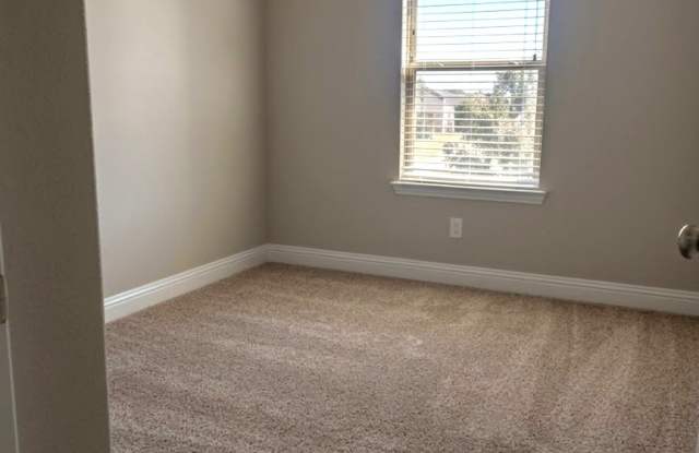 1426 warringwood Drive Gallery 4