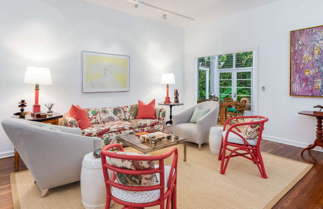425 Seaspray Avenue Gallery 2