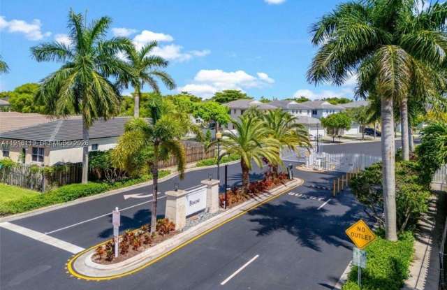 3102 NE 3rd Dr - 3102 Northeast 3rd Drive, Homestead, FL 33033