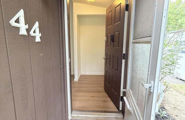 44 Thimbleberry Road Gallery 2