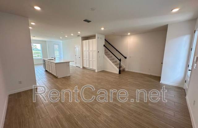 6533 Cyrils Dr. Gallery 3