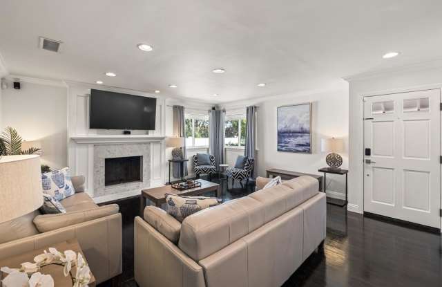 2219 Estribo Dr Gallery 4