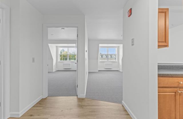 2 bed, 1 bath independent senior living (55+ years of age) heat, hot water, & electricity included (Taft Farm #320) Gallery 4