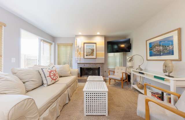 Summer Availability -Steps from La Jolla Shores Beach, Fully Furnished! Gallery 4