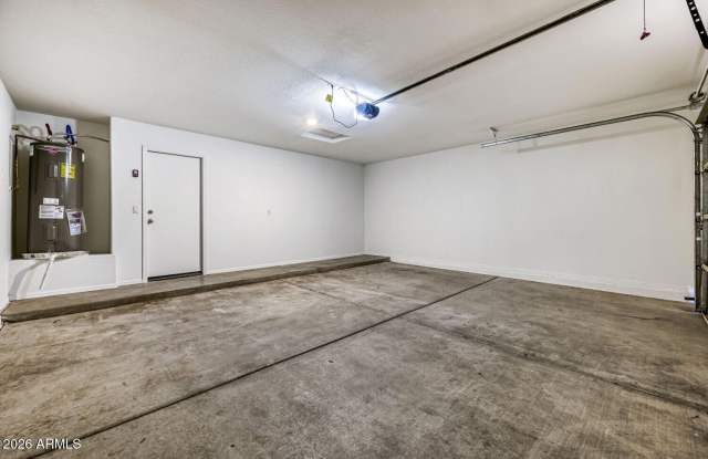 5610 S 5th Dr Gallery 4