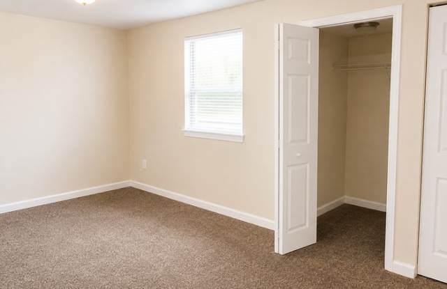 2831 North Oak Harbor Road Gallery 2