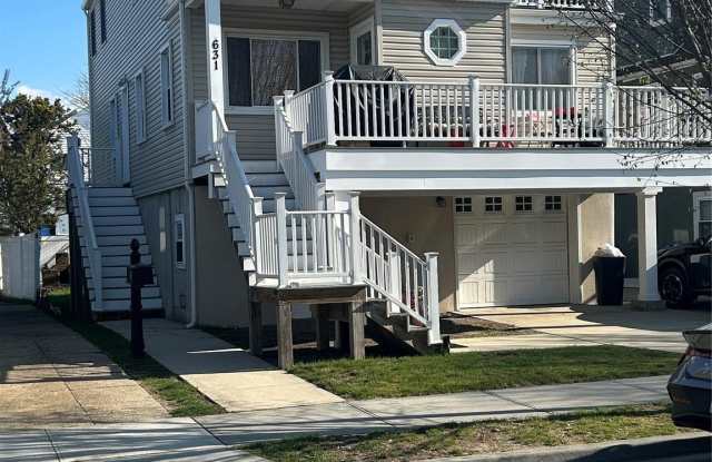 631 W Market Street photos photos