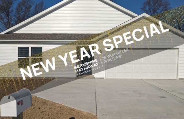 Hot Deal: This season, qualified applicants can receive $2,000 OFF move-in costs when signing a lease. Cozy up in your new home and take advantage of this offer! photos photos