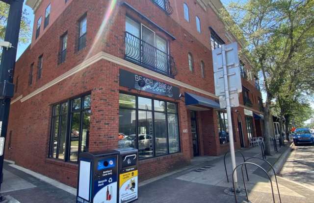 Walk to UF/Downtown! Lofts at West University Avenue photos photos