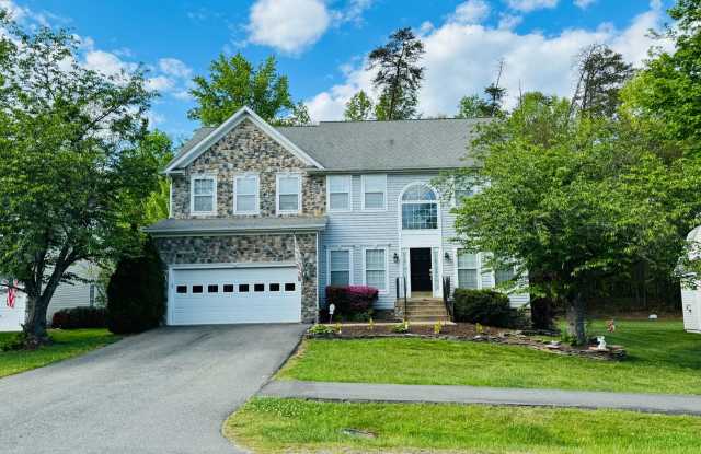 LARGE 6 BEDROOM HOME - AUGUSTINE NORTH - COLONIAL FORGE SCHOOL DISTRICT photos photos