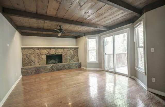 2450 Horseshoe Bend Road SW Gallery 4