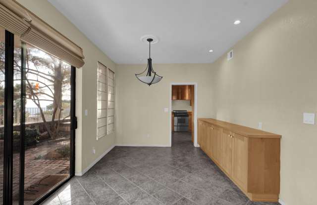 5704 Mira Grande Drive Gallery 3