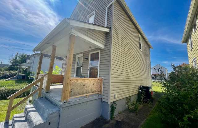 2 Bed 1 Bath- Aliquippa PA Gallery 3
