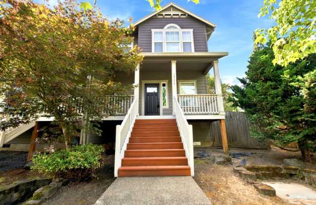 Beautifully Updated 4-Bedroom Oregon City Home with A/C, Fireplace & Fenced Yard! photos photos Beautifully Updated 4-Bedroom Oregon City Home with A/C, Fireplace & Fenced Yard! photos photos
