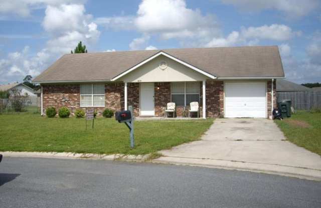 FOR RENT photos photos