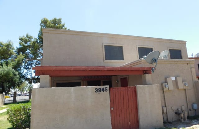 3945 W PALOMINO Road - 3945 West Palomino Road, Phoenix, AZ 85019