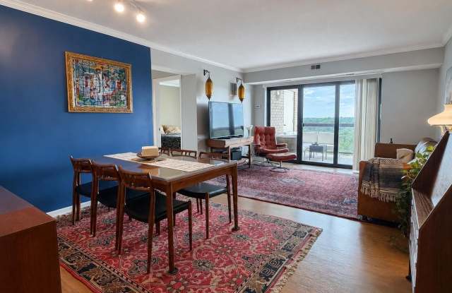 307 YOAKUM Parkway photos photos