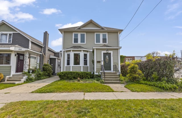 199 Houston Avenue photos photos