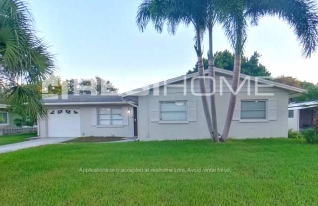 3715 Helene Street photos photos