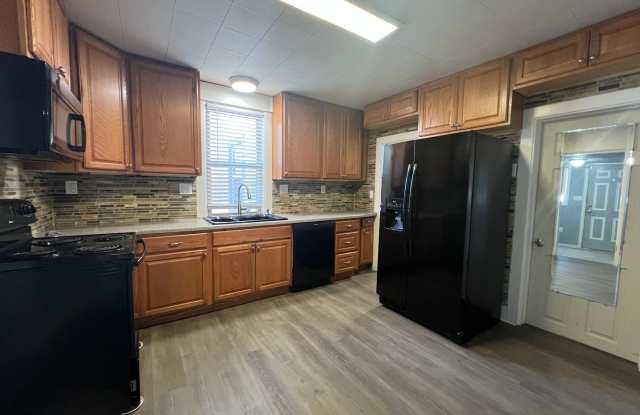 Historic Home Close to Downtown Loveland! Gallery 4