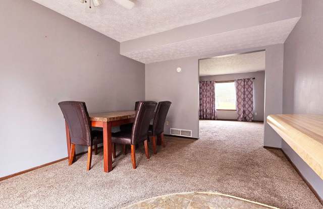 63-69 Chambers Rd - 63-69 Chambers Road, Ontario, OH 44906