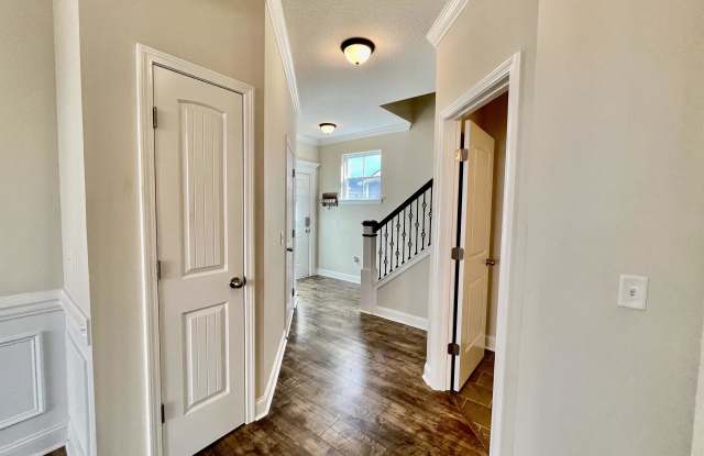 759 Fairview Circle Gallery 4